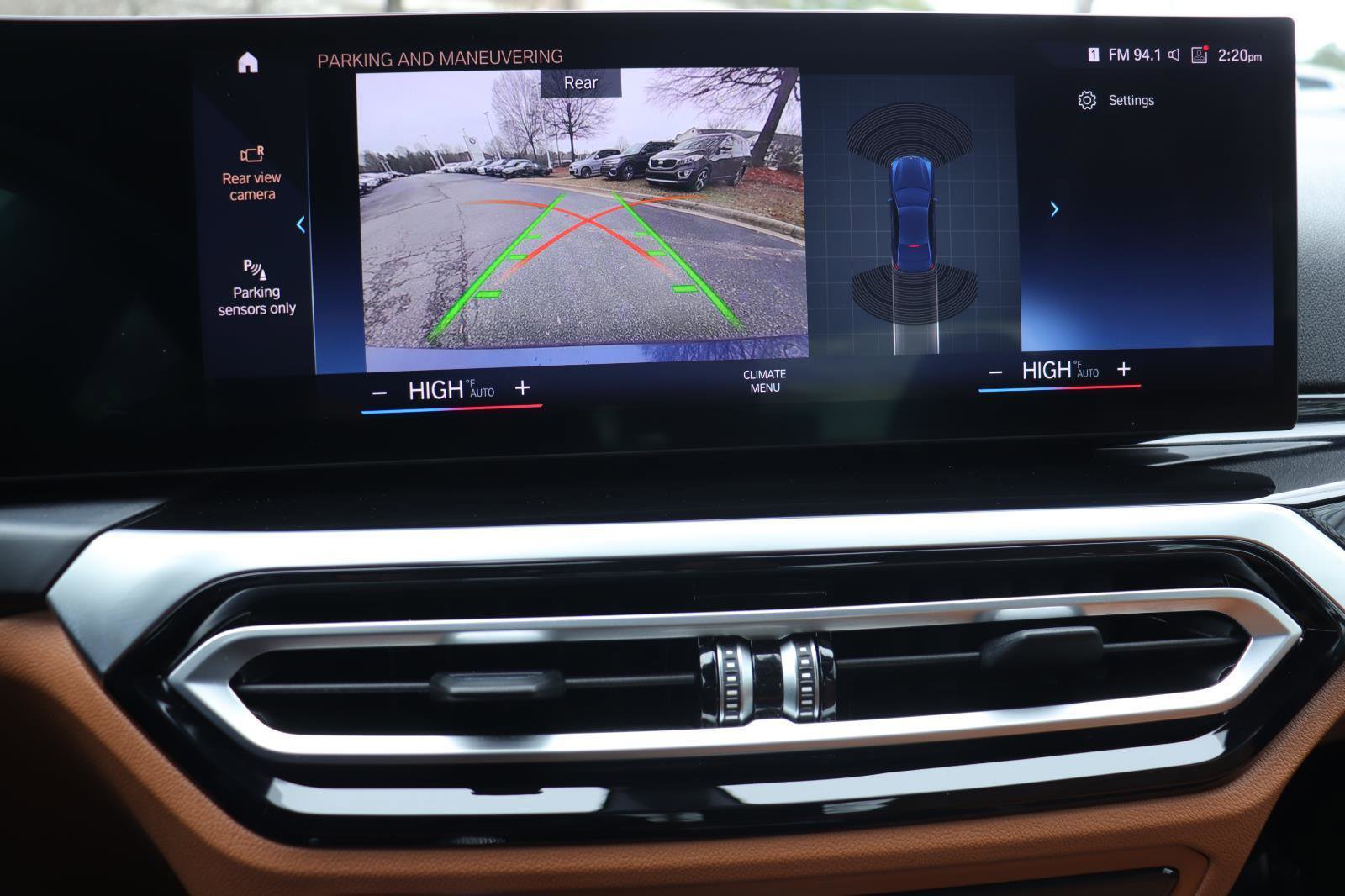 Used 2023 BMW 330i Sedan w/ Driving Assistance Package image 29