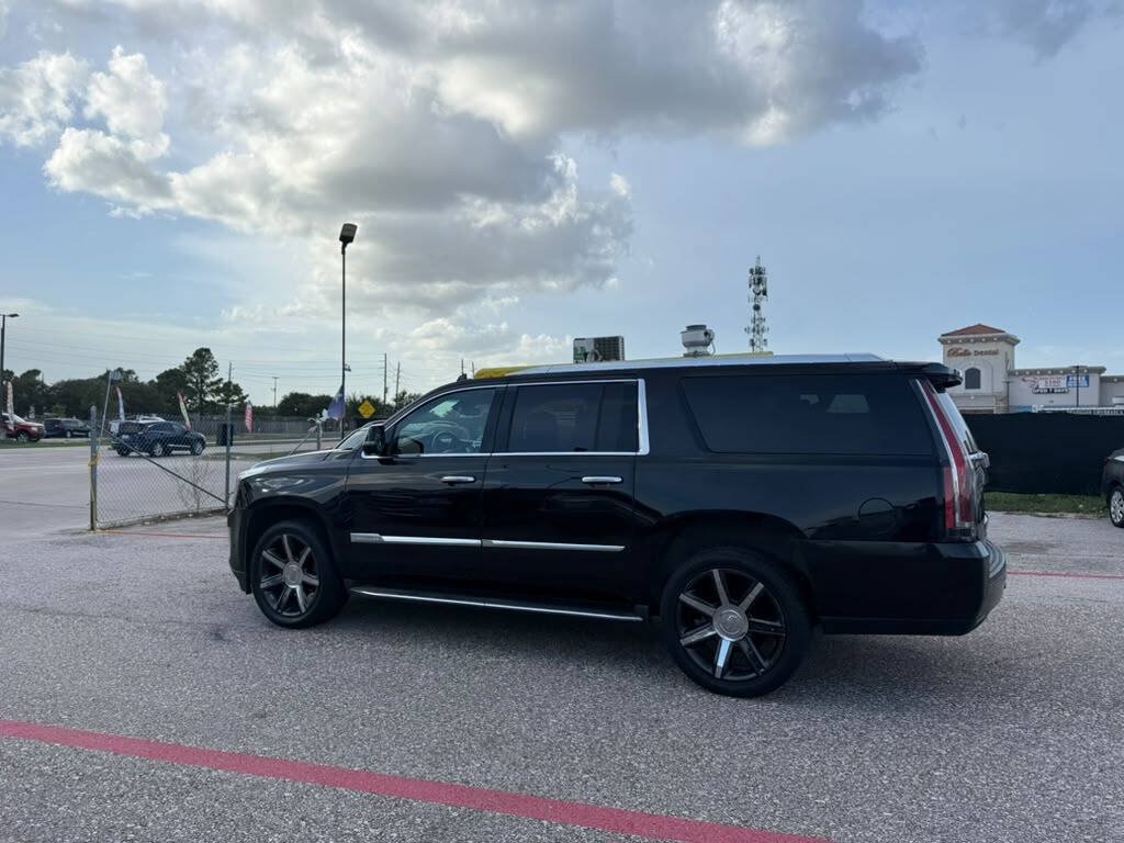 Used 2017 Cadillac Escalade ESV Premium Luxury AWD/4WD image 20