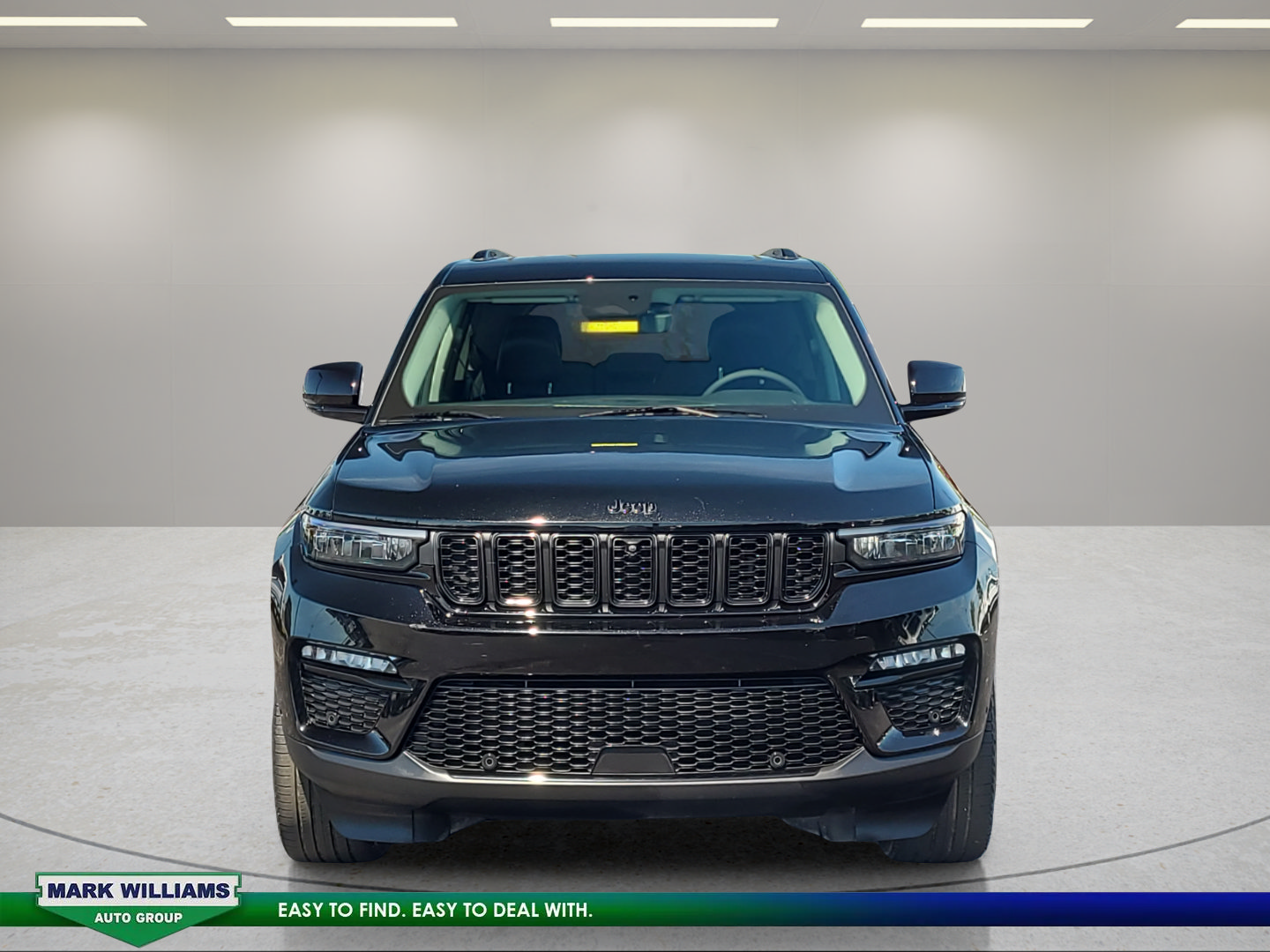 Used 2023 Jeep Grand Cherokee Limited w/ Luxury Tech Group II AWD/4WD image 9