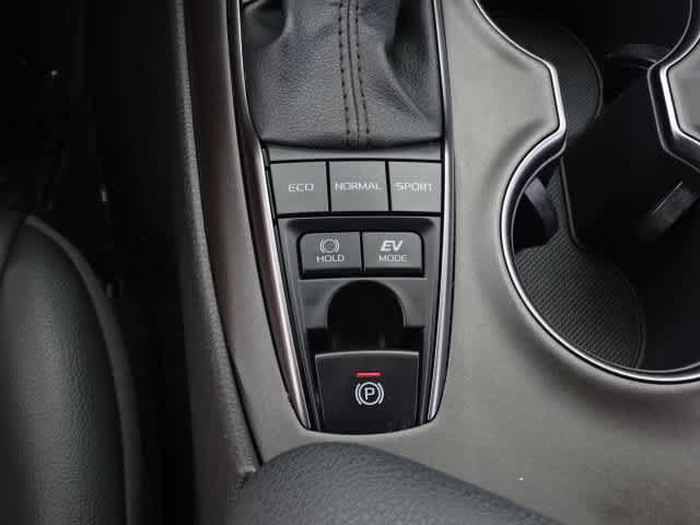 Certified 2023 Toyota Camry SE w/ Audio Upgrade Package FWD image 33