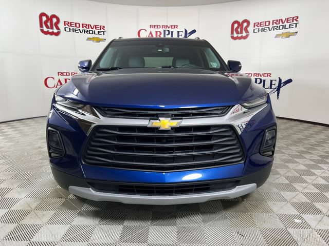 Used 2022 Chevrolet Blazer LT FWD image 2