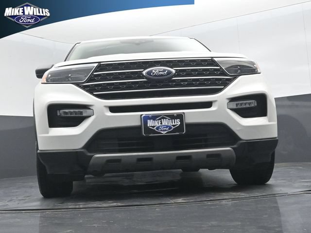 Used 2024 Ford Explorer XLT w/ Equipment Group 202A RWD image 18