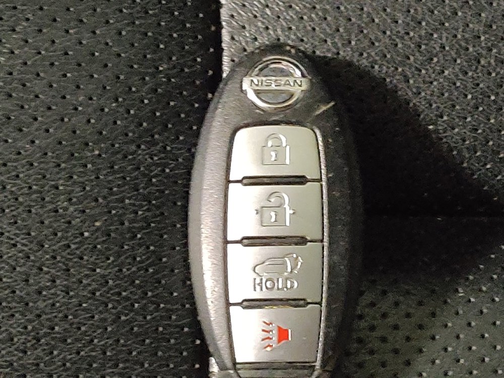 Used 2016 Nissan Rogue SL image 32