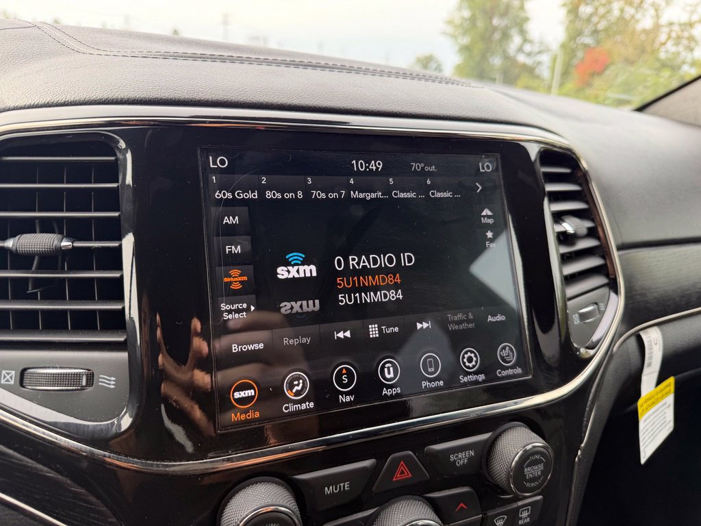 Used 2021 Jeep Grand Cherokee High Altitude AWD/4WD image 18