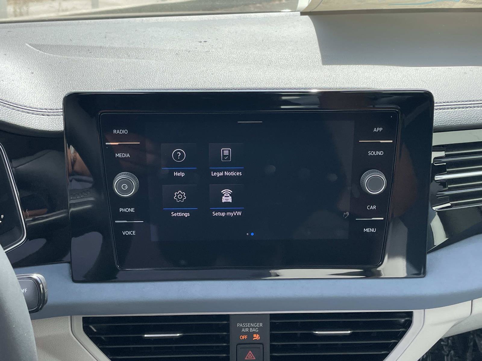 New 2026 Volkswagen Jetta SE FWD image 11
