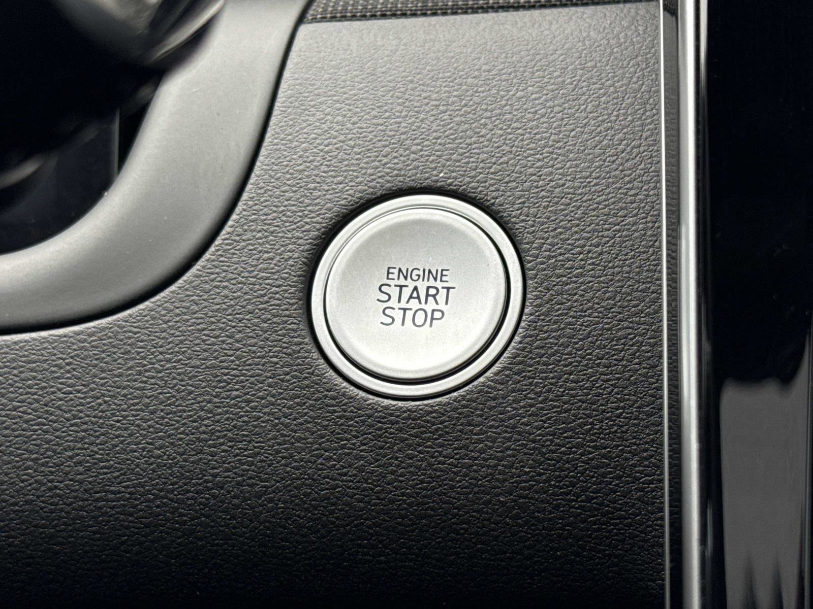 Certified 2023 Hyundai Santa Cruz Limited image 15