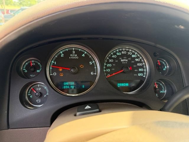 Used 2010 Chevrolet Suburban LTZ AWD/4WD image 27