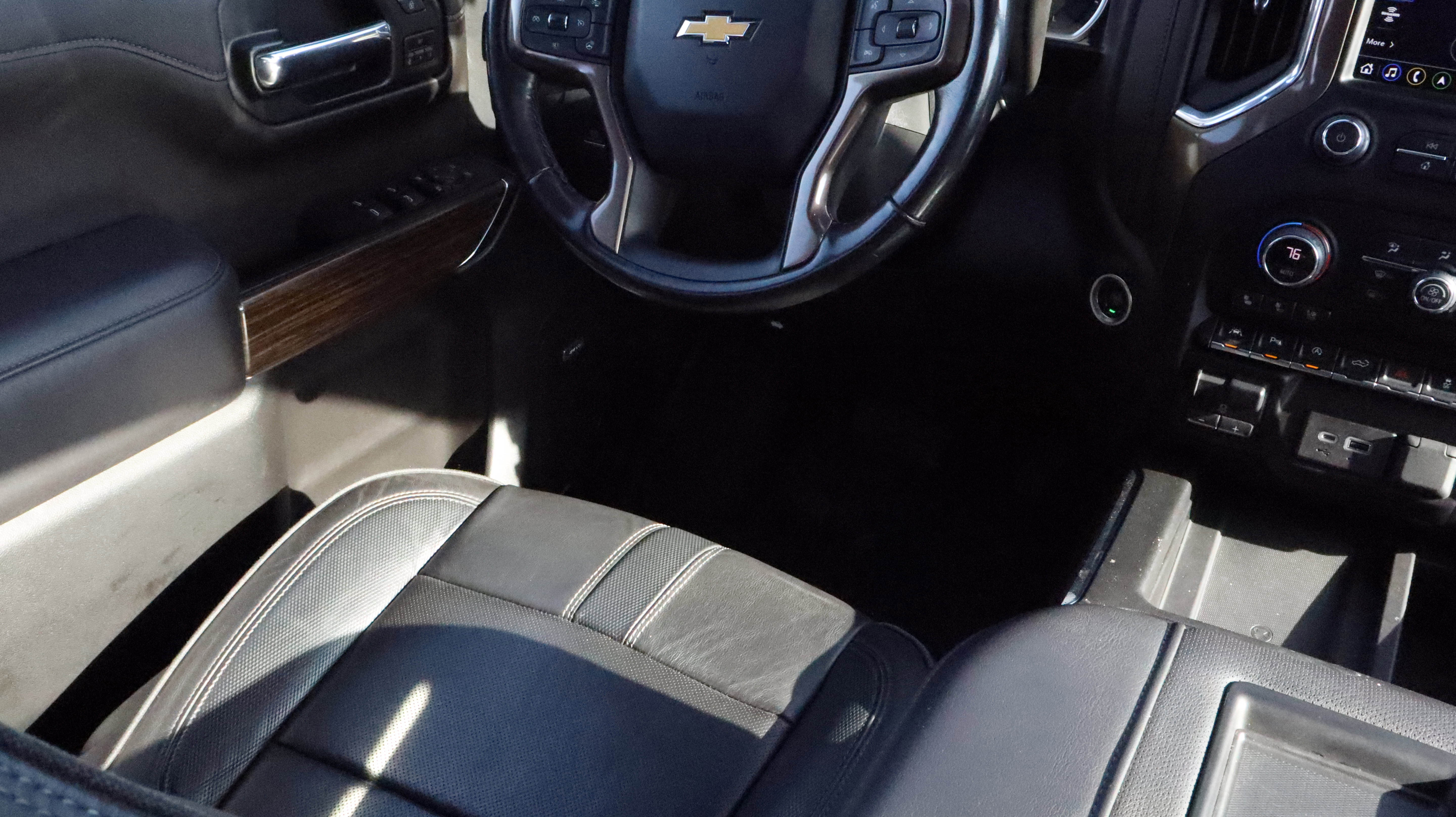 Certified 2022 Chevrolet Silverado 1500 High Country w/ Technology Package image 10