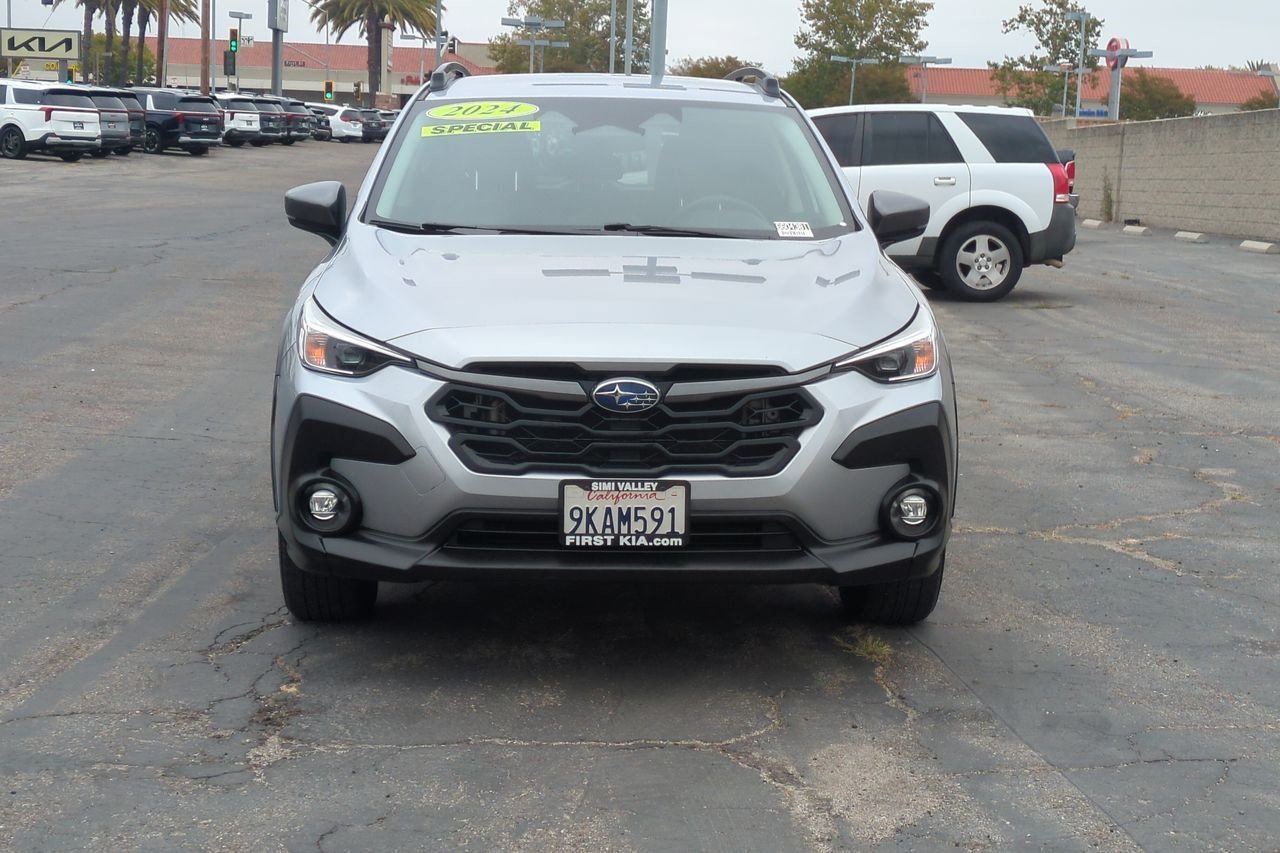 Used 2024 Subaru Crosstrek 2.0i Premium AWD/4WD image 2