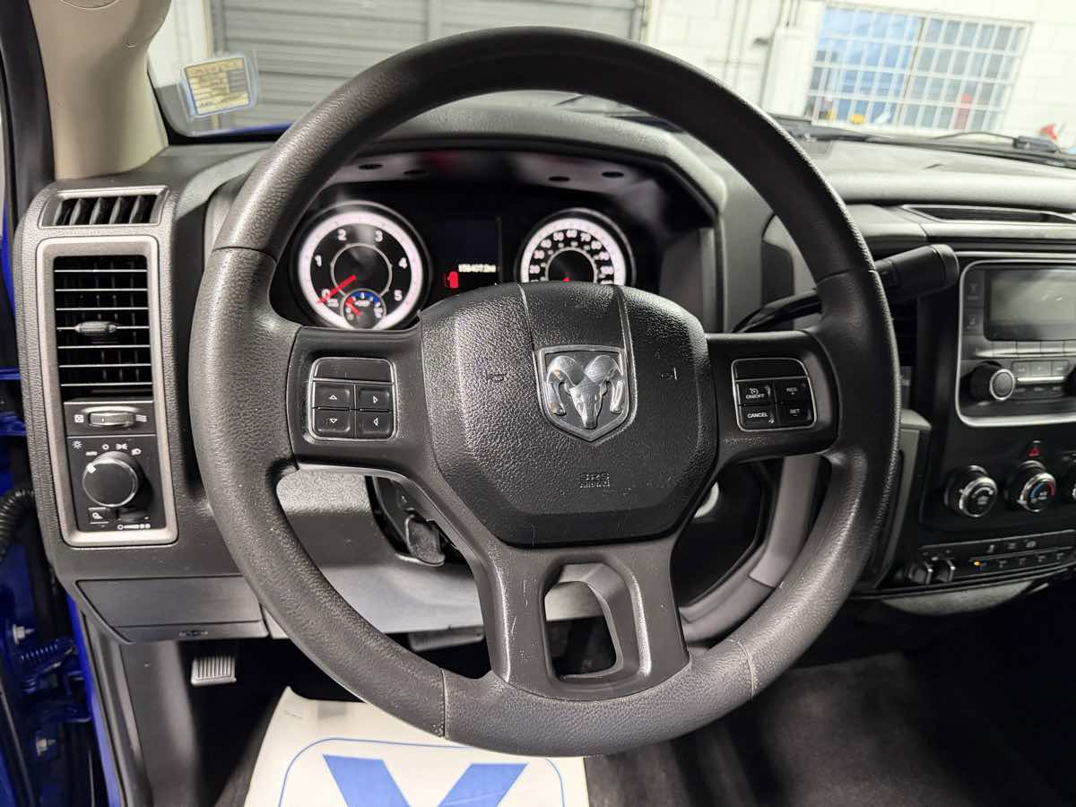 Used 2018 RAM 2500 Tradesman w/ Chrome Appearance Group AWD/4WD image 16