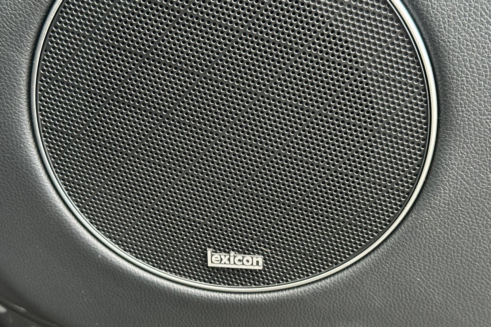 Used 2023 Genesis GV70 2.5T w/ Sport Prestige Package image 23