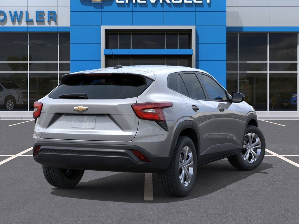 New 2026 Chevrolet Trax LS FWD image 4