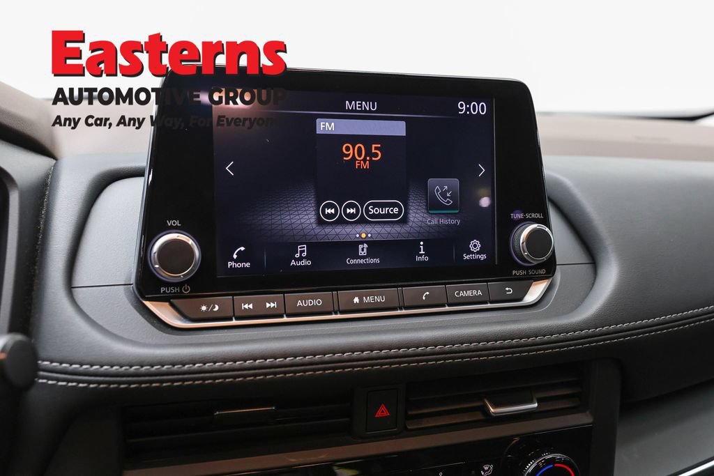 Used 2023 Nissan Rogue S AWD/4WD image 19