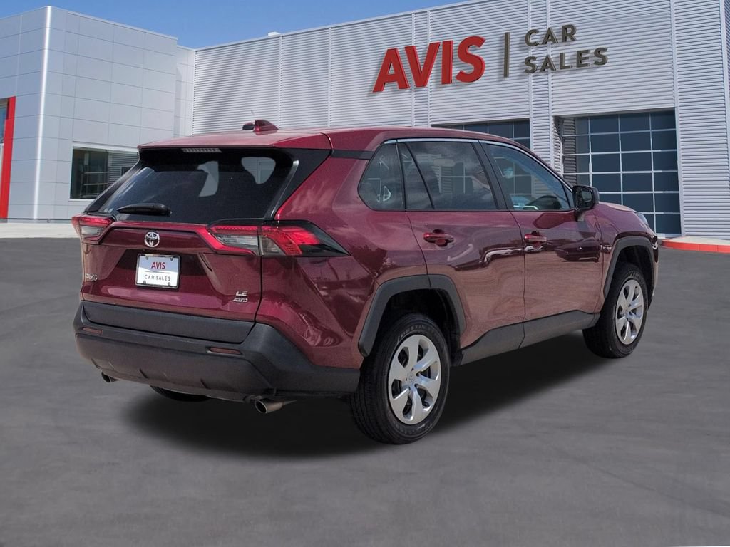 Used 2025 Toyota RAV4 LE AWD/4WD image 6