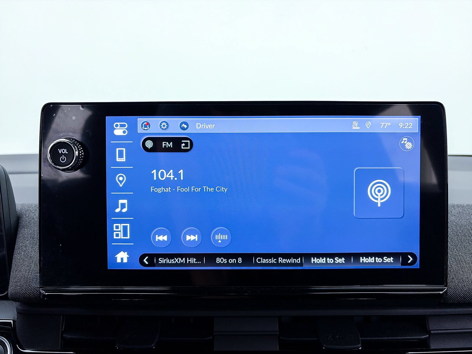 Used 2024 Honda Prologue EX image 19