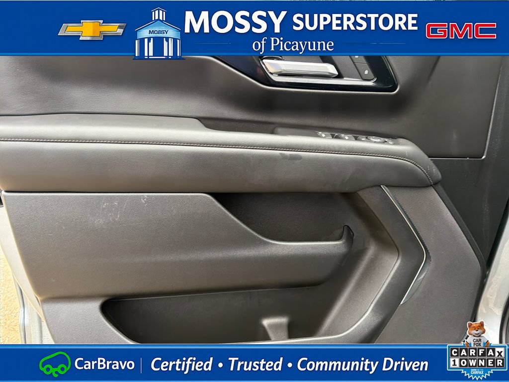 Certified 2025 Chevrolet Suburban LS w/ Max Trailering Package RWD image 14
