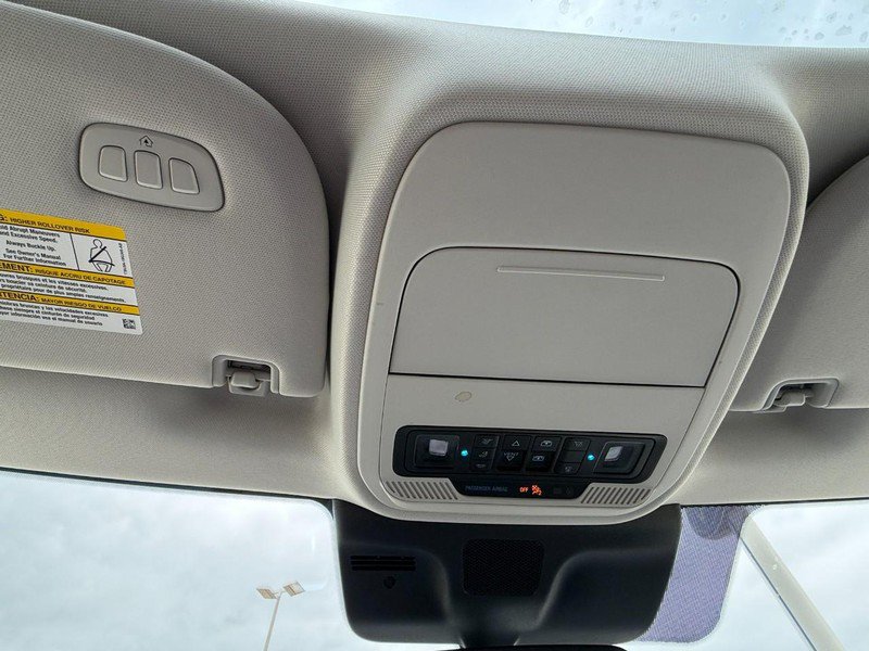 Used 2025 Ford Expedition Active AWD/4WD image 60