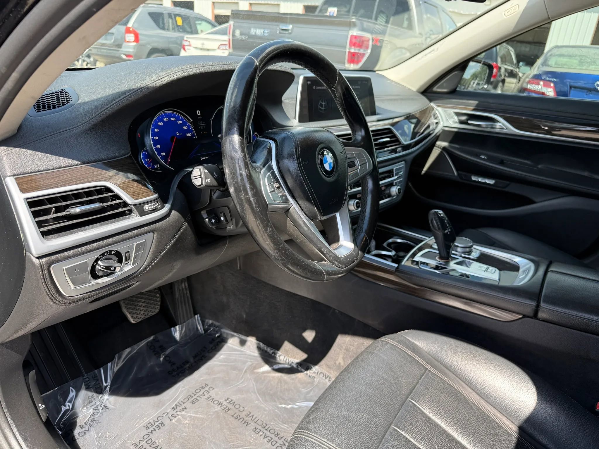 Used 2018 BMW 740i RWD image 17