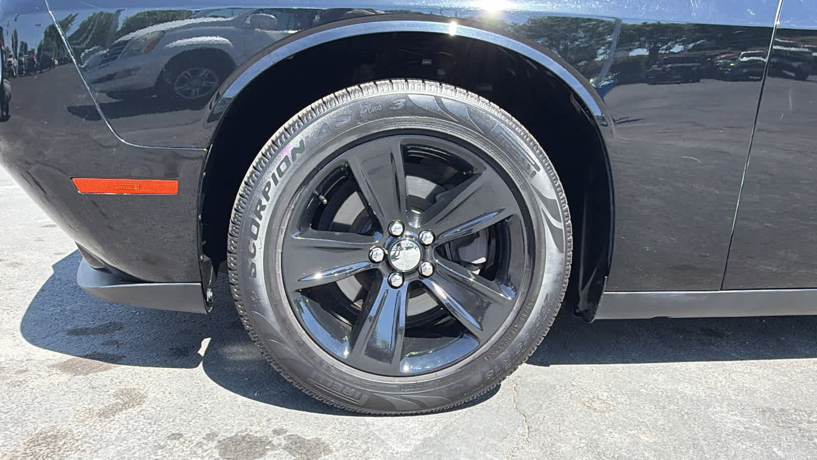 Used 2020 Dodge Challenger SXT RWD image 9