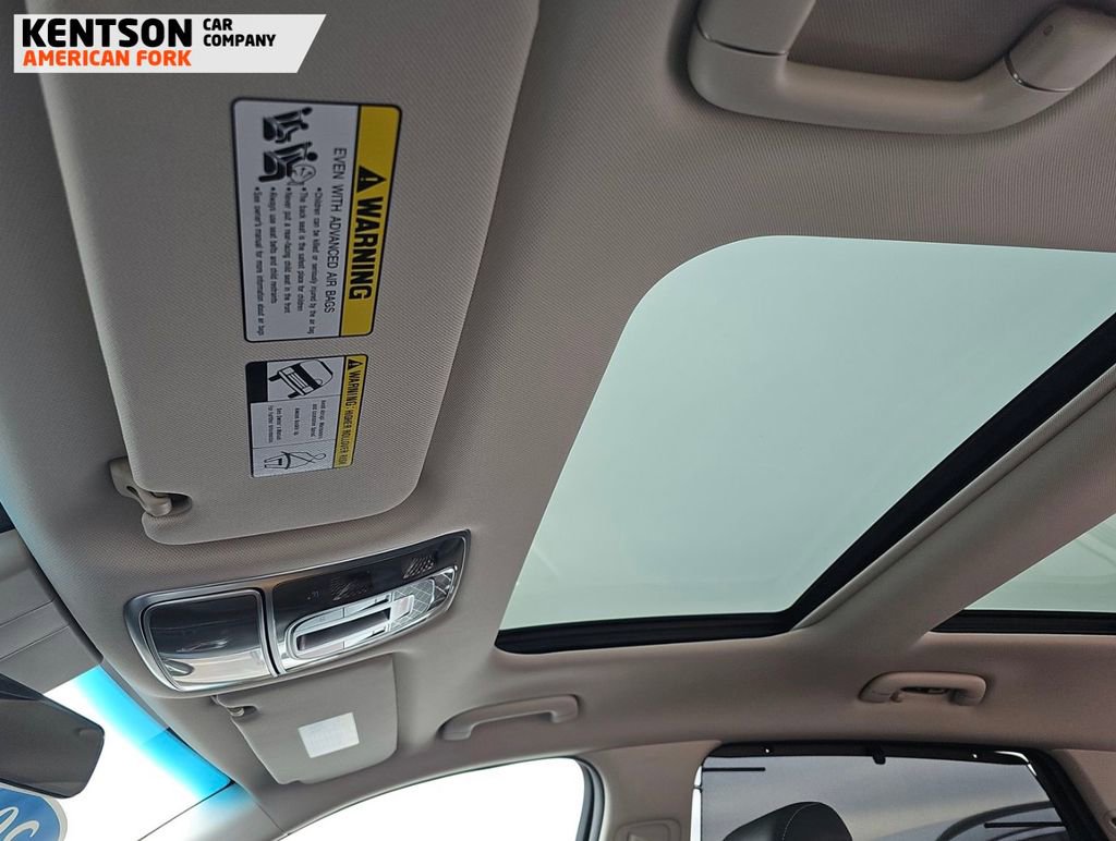 Used 2025 Genesis GV80 2.5T Select image 13