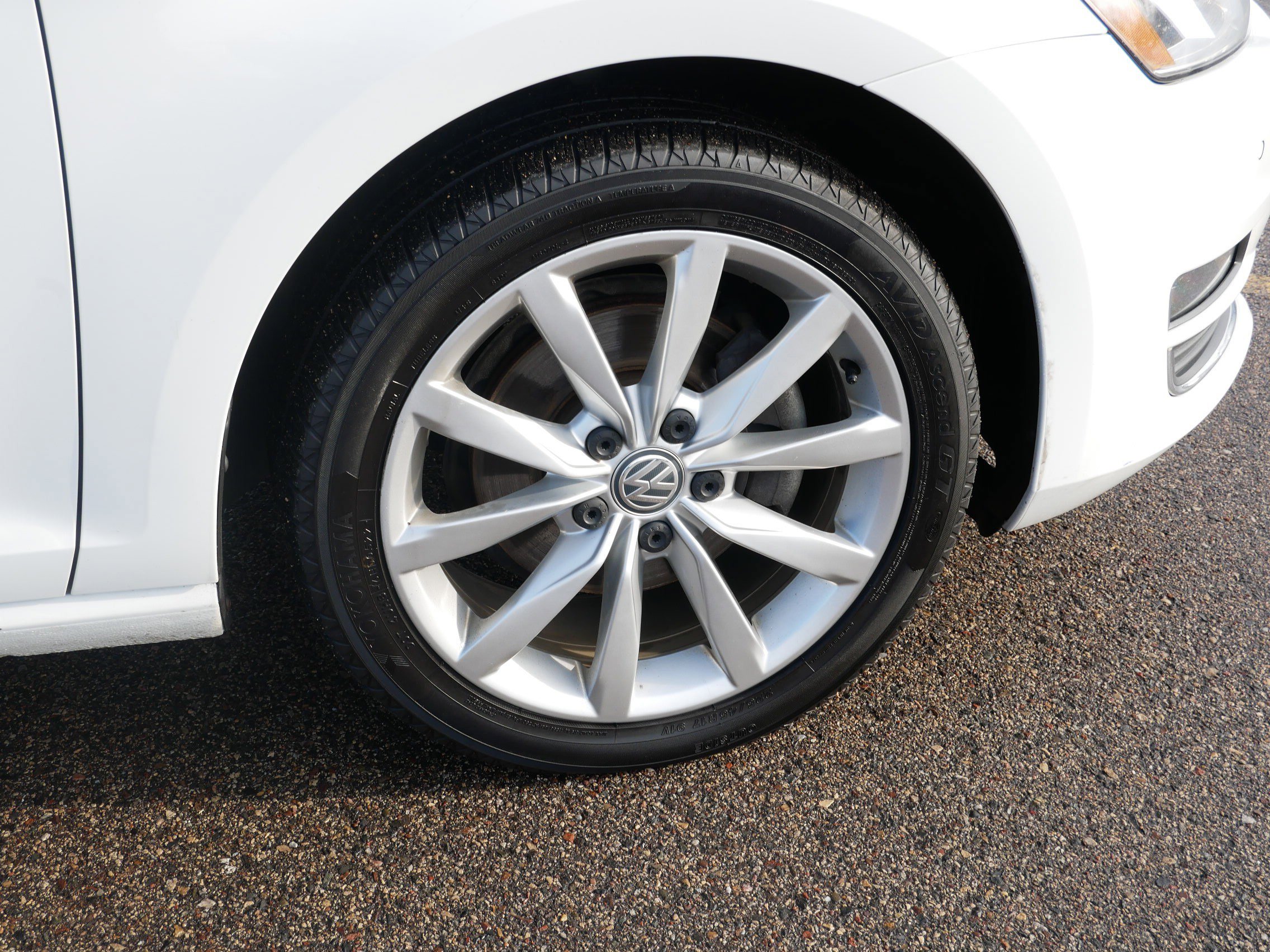 Used 2015 Volkswagen Golf SE image 15