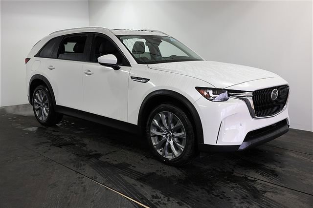 New 2026 MAZDA CX-90 Plug-In Hybrid w/ Preferred image 4