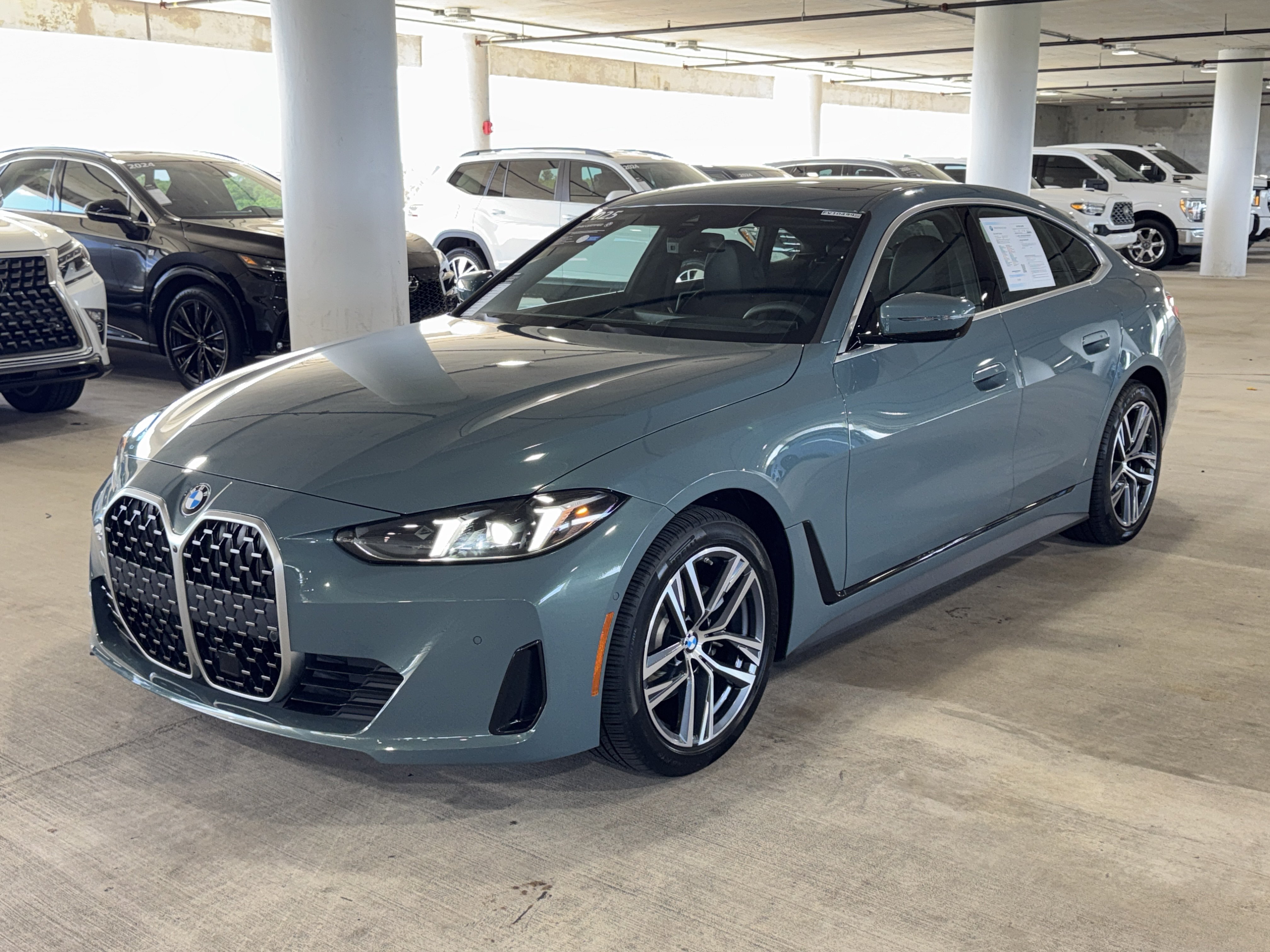 Used 2025 BMW 430i w/ Premium Package RWD image 4