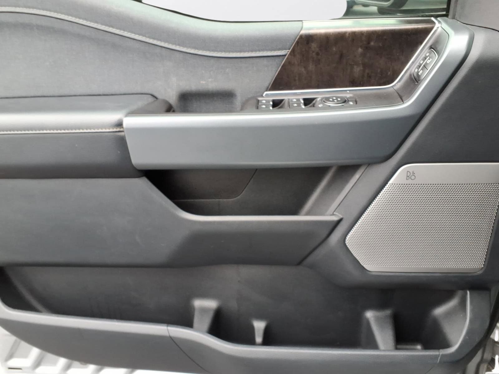 Used 2021 Ford F150 Lariat w/ Equipment Group 502A High image 17