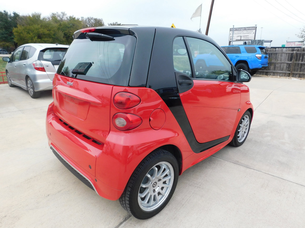 Used 2014 smart fortwo pure image 7