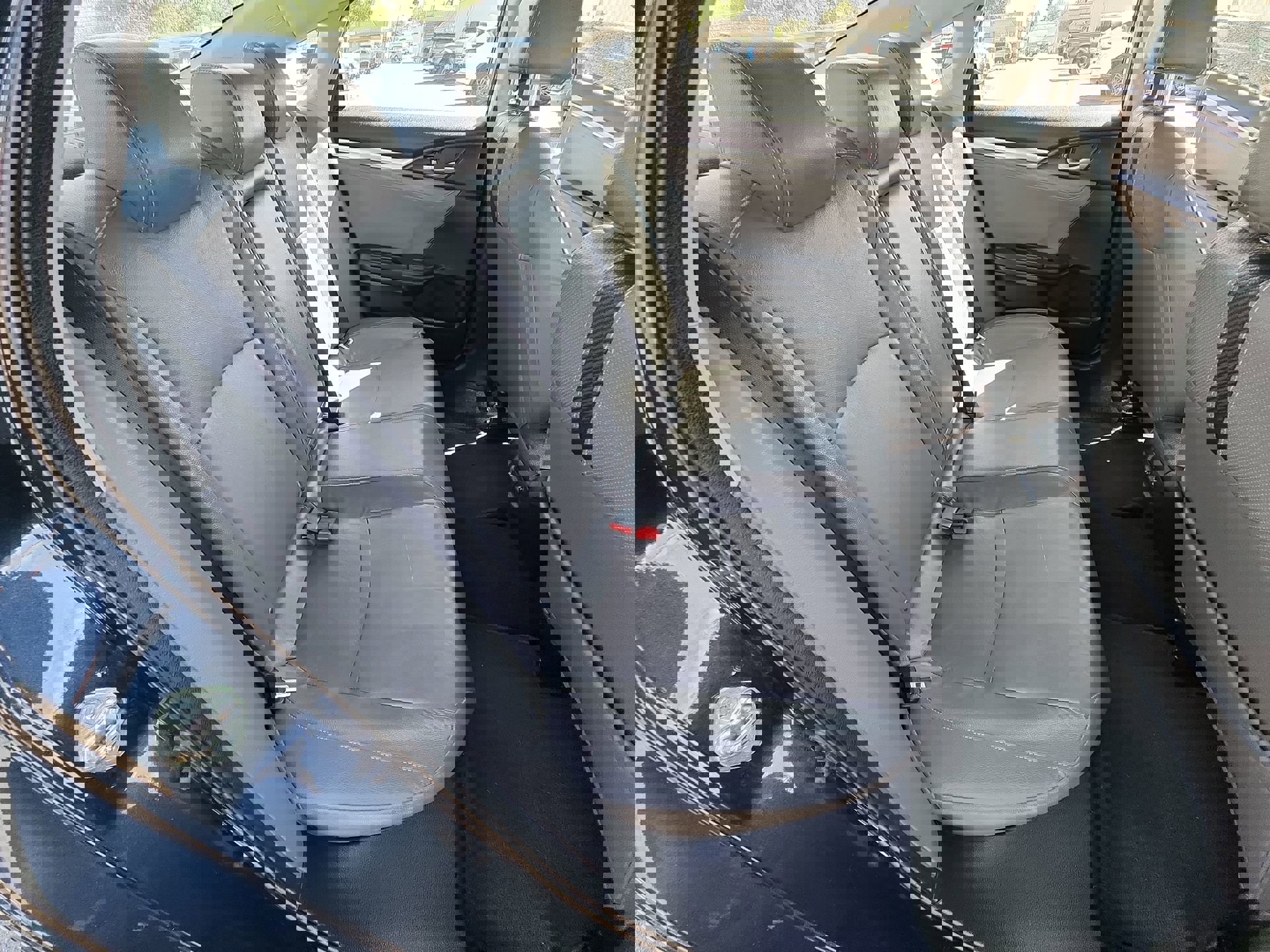 Used 2016 Honda Civic Touring image 28