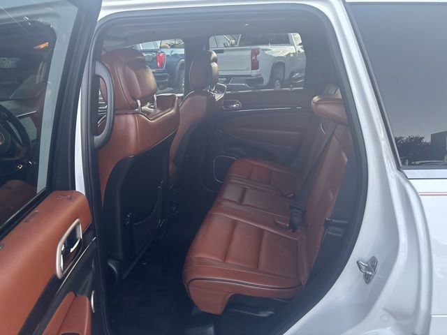 Used 2016 Jeep Grand Cherokee Summit w/ Skid Plate Group image 17