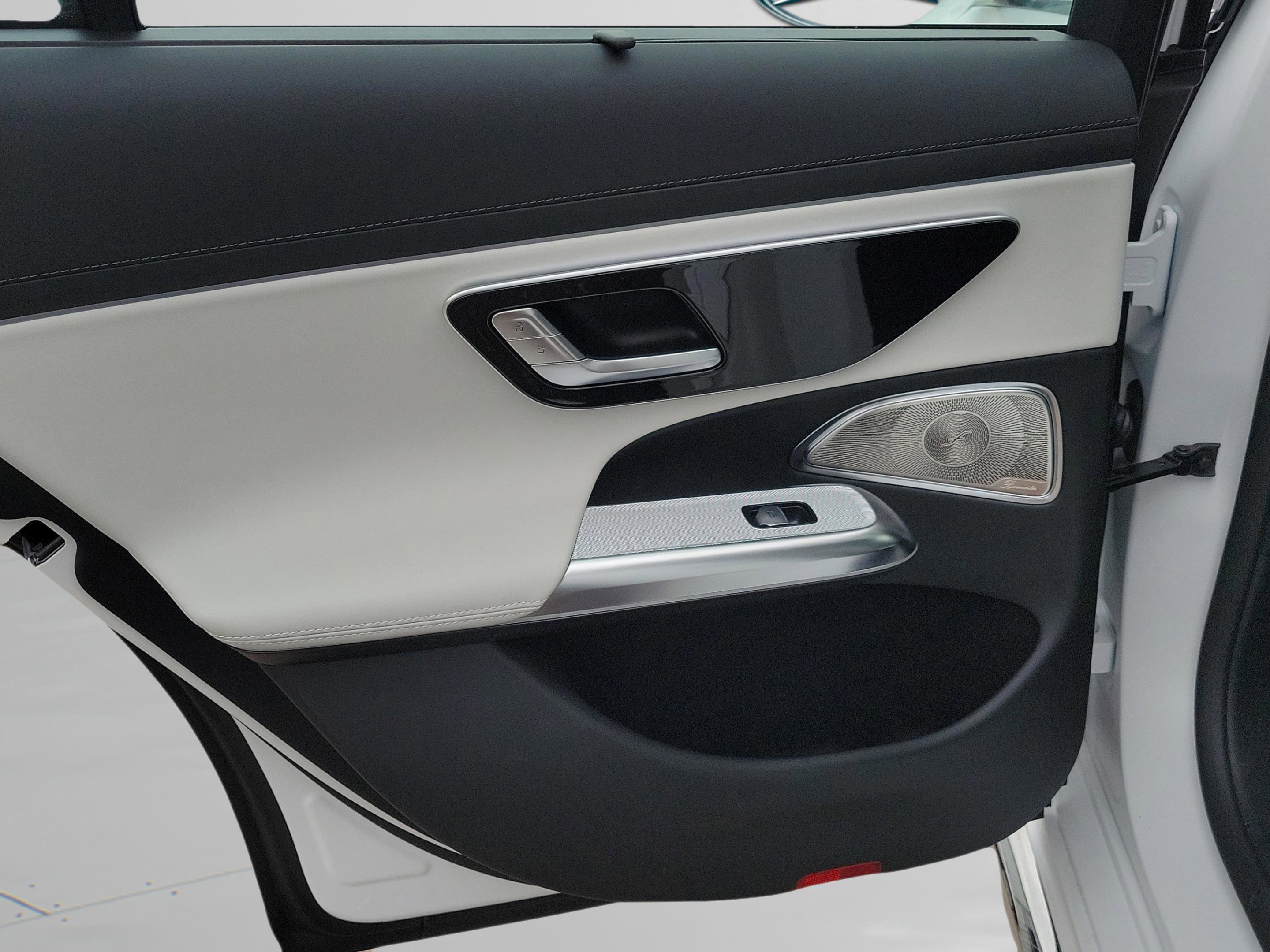 New 2026 Mercedes-Benz E 53 AMG e 4MATIC Sedan image 27