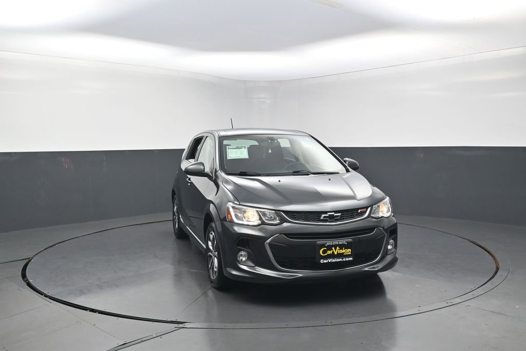 Used 2019 Chevrolet Sonic LT w/ Convenience Package FWD image 3