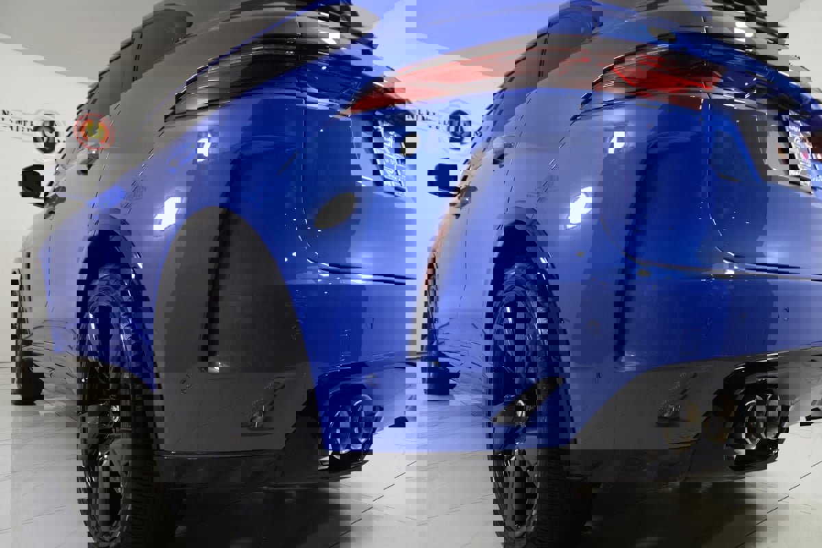 Used 2024 Jaguar F-PACE SVR image 41