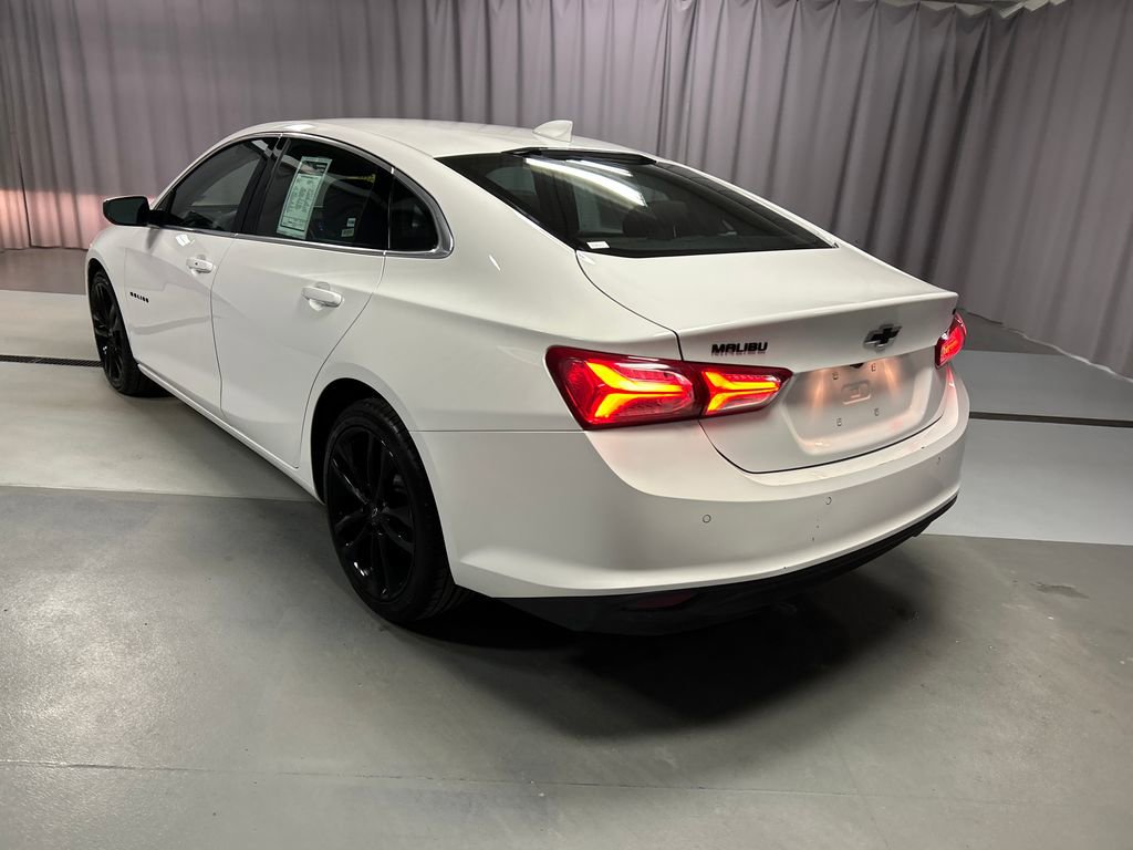 Used 2024 Chevrolet Malibu LT w/ Sport Edition image 5
