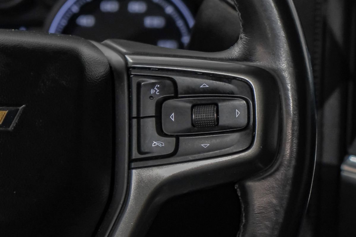 Used 2021 Chevrolet Silverado 2500 LT w/ Fleet Comfort Package AWD/4WD image 17