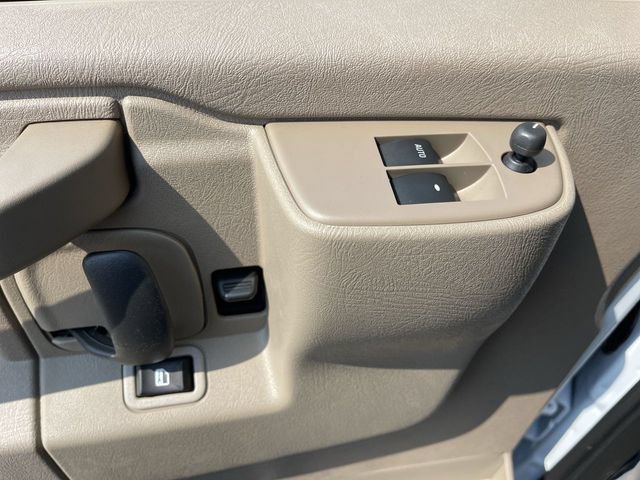 New 2025 GMC Savana 2500 Extended w/ Enhanced Convenience Package RWD image 8