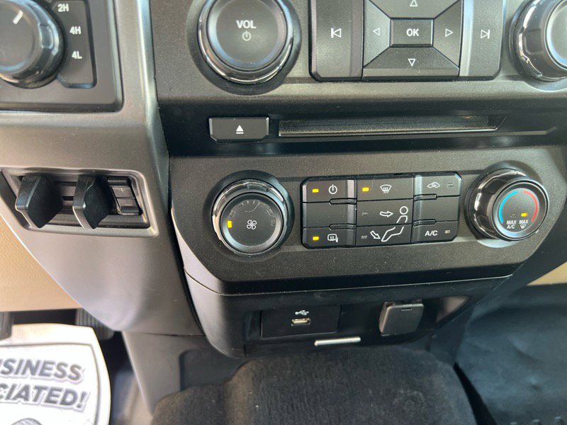 Used 2017 Ford F250 XLT w/ Snow Plow Prep Package image 18