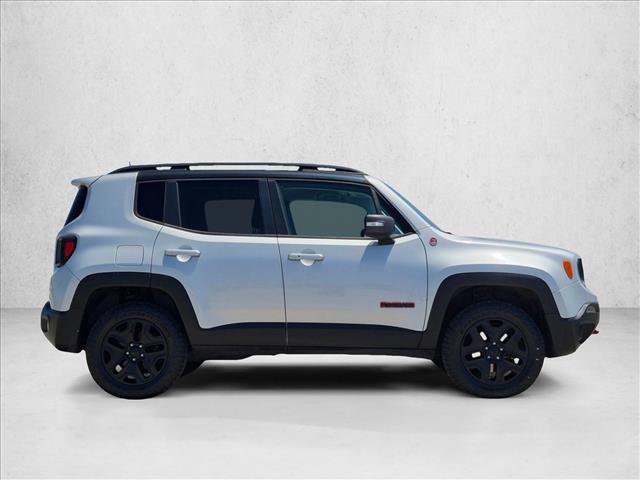 Used 2018 Jeep Renegade Trailhawk AWD/4WD image 4