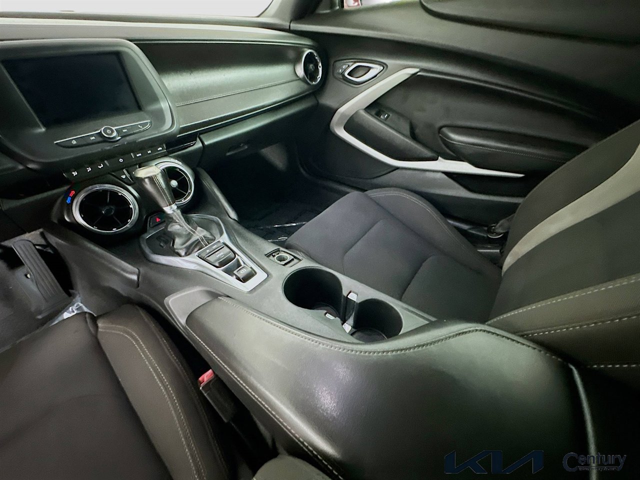 Used 2019 Chevrolet Camaro LT image 20