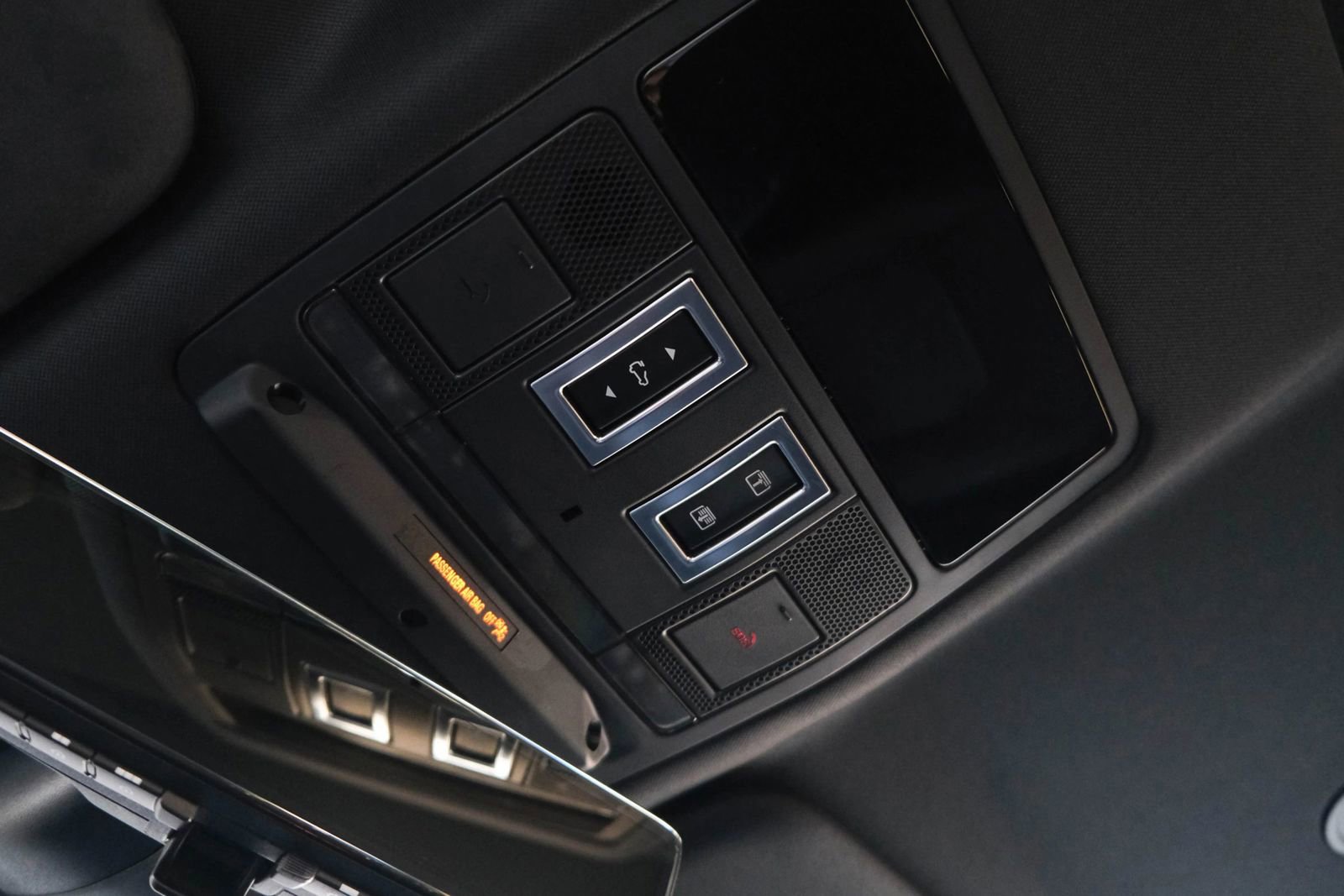 Used 2023 Land Rover Defender 110 X image 39