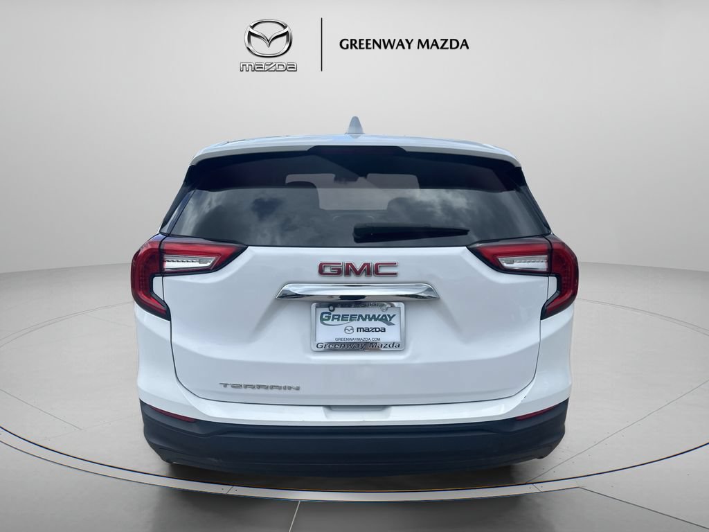 Used 2024 GMC Terrain SLE FWD image 6