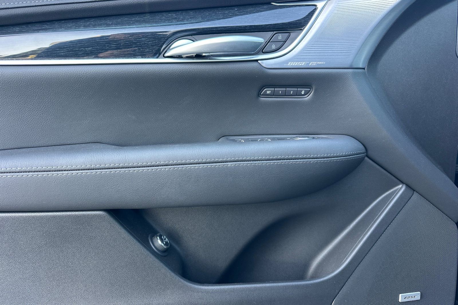 Used 2026 Cadillac XT5 Premium Luxury w/ Driver Assist Package AWD/4WD image 11