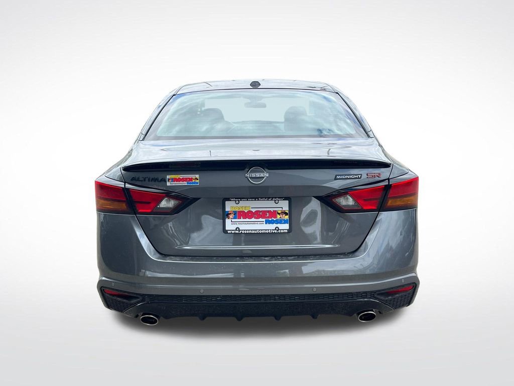 New 2026 Nissan Altima 2.5 SR w/ SR Midnight Edition Package FWD image 4