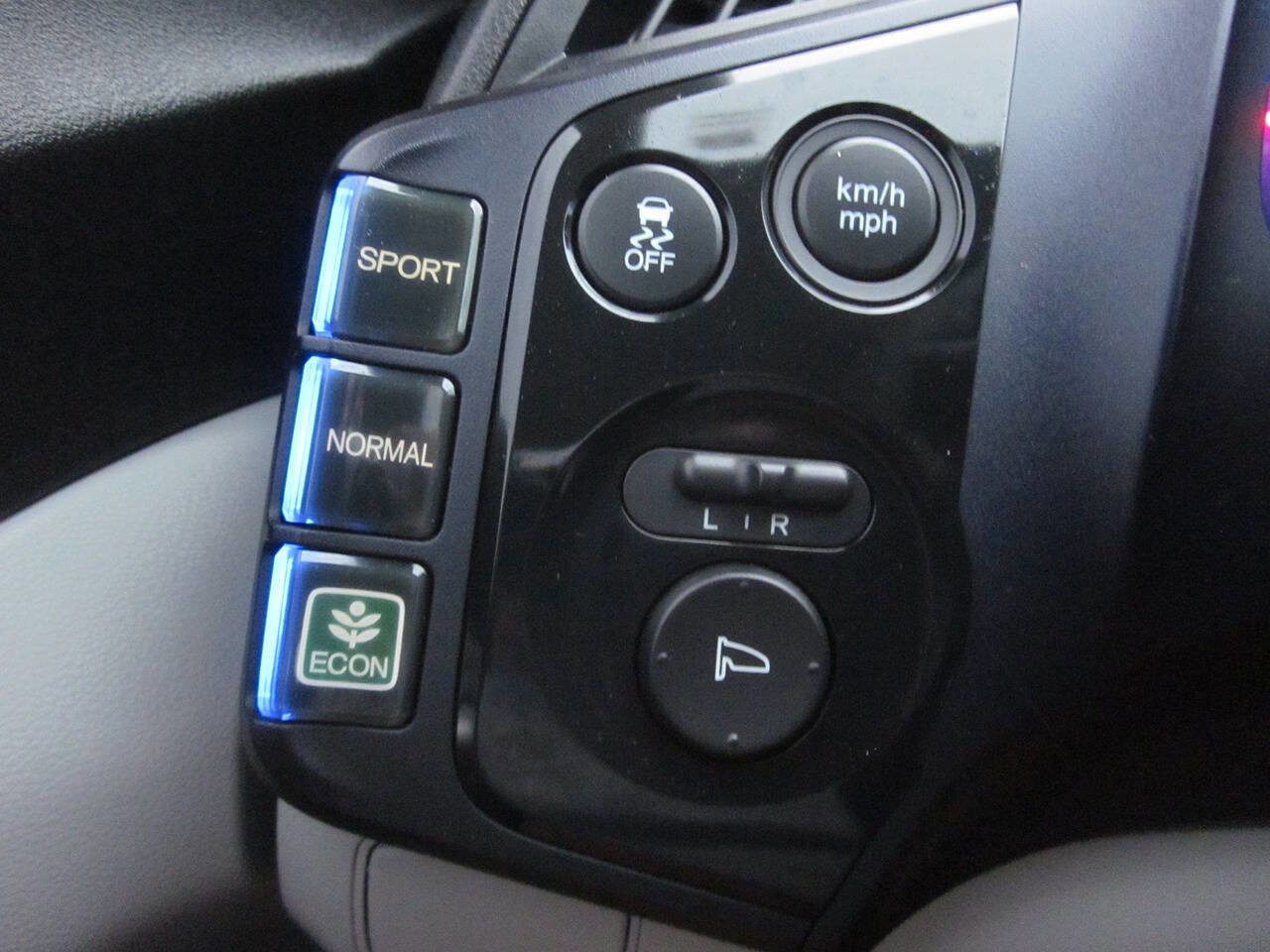 Used 2011 Honda CR-Z image 28