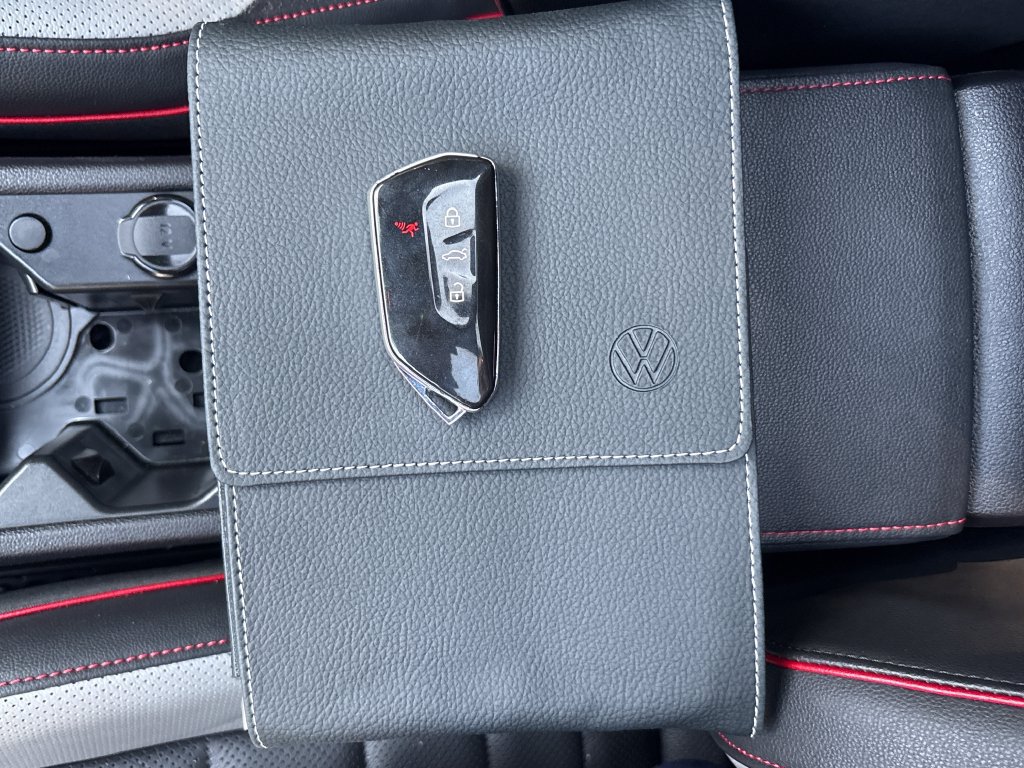 Used 2024 Volkswagen GTI SE w/ SE Leather Seats Package FWD image 22