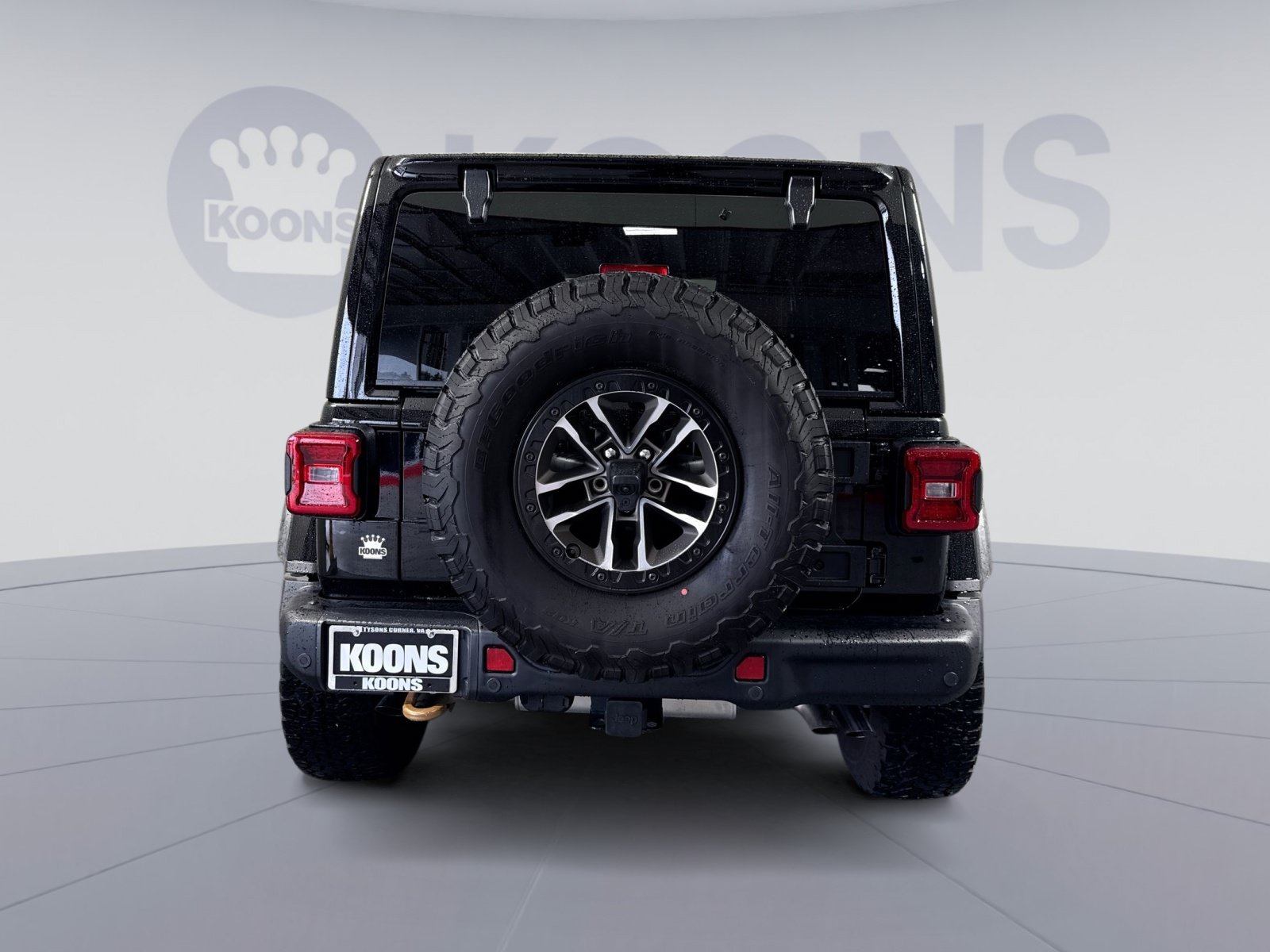 Used 2024 Jeep Wrangler Unlimited Rubicon 392 AWD/4WD image 5