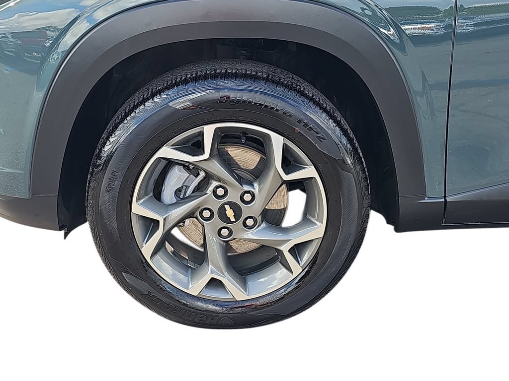 Used 2025 Chevrolet Trax LT FWD image 29