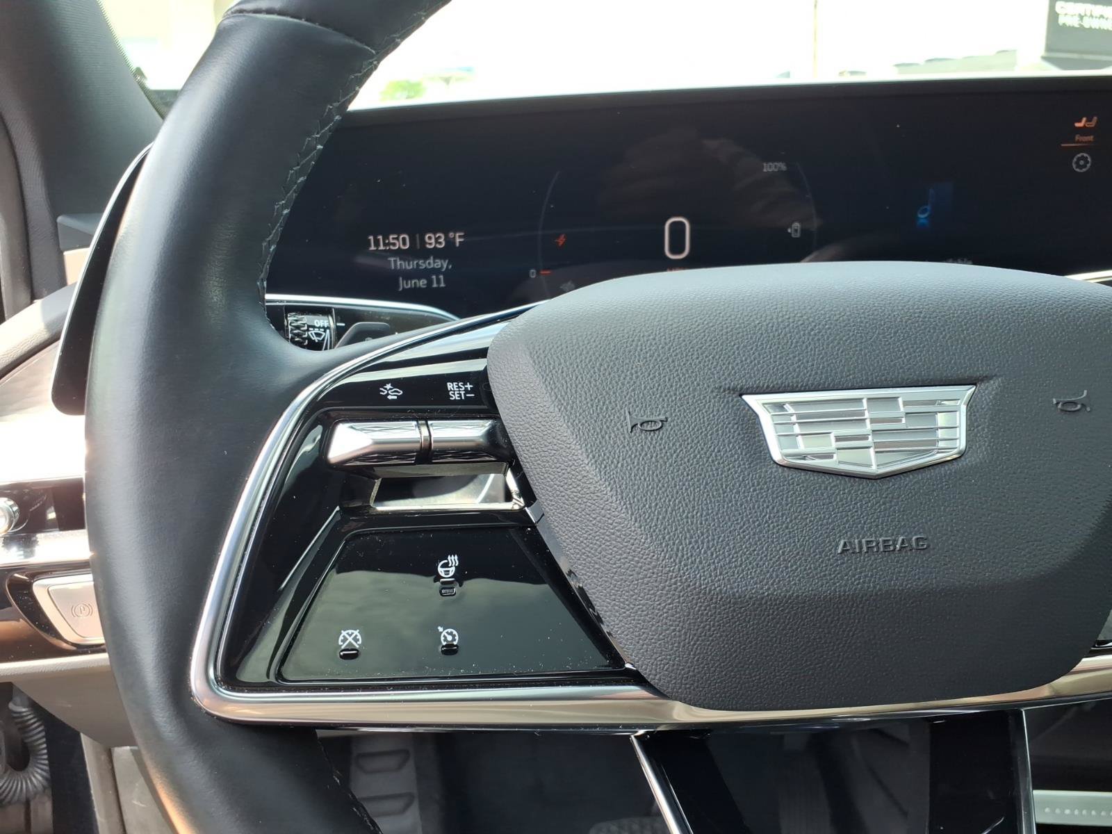 Certified 2024 Cadillac Lyriq Luxury AWD/4WD image 24