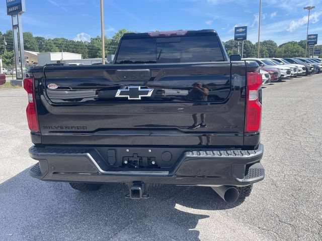 Used 2022 Chevrolet Silverado 2500 LTZ w/ LTZ Plus Package AWD/4WD image 5